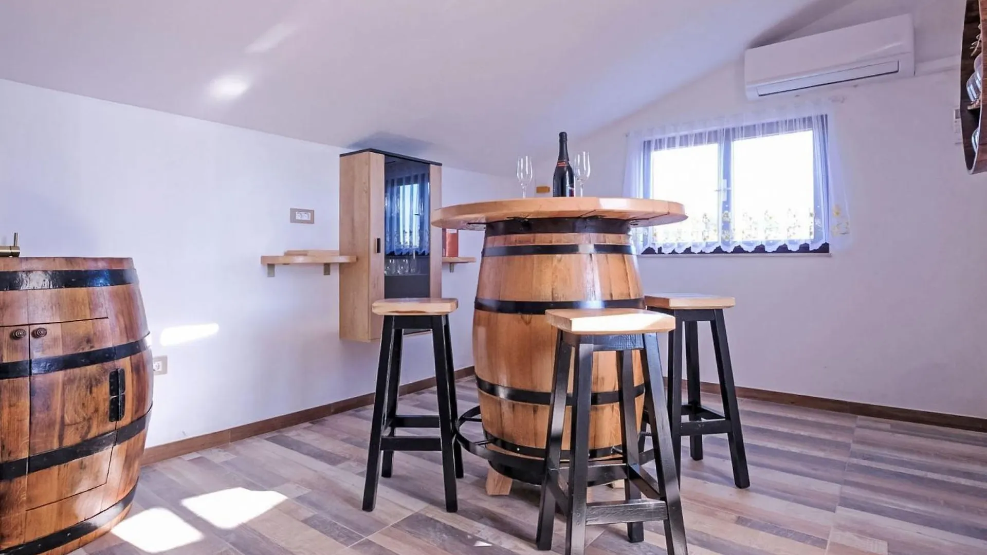 Apartment Dragica - Pul302 By Interhome Pjescana Uvala 0*,  Chorvatsko